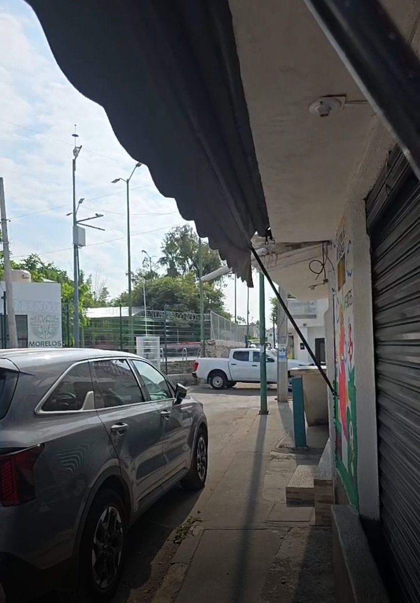 _Morelos_News's tweet photo. Localizan a la quinta víctima en las últimas horas en #Morelos; se trata de una mujer hallada sin vida y con huellas de violencia en una barranca de la colonia Ciudad Chapultepec, en #Cuernavaca.
Un fracaso el gobierno de Margarita González. https://t.co/IyK6gcYr5X