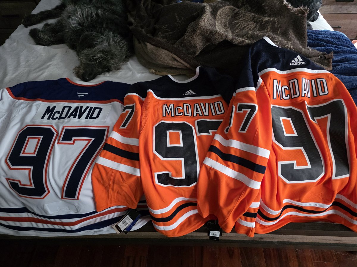 Kymahi's tweet photo. @CoolHockey I forgot the photo in the original tweet because I had to delete and repost to fix a typo https://t.co/hBLLElzhs8