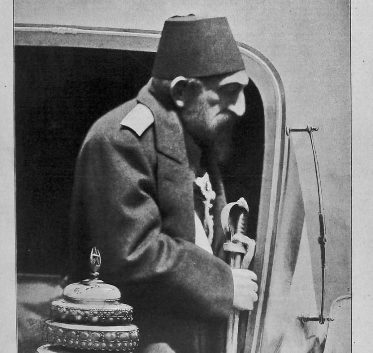 NuhAlbayrak's tweet photo. Haçlı, Siyonist, emperyalist onun bileğini bükemedi ama içerideki maşaları belini büktü!
İşte...
Dışarıdaki ve içerideki Abdülhamid Han düşmanlarının "darbe" bayramını biz nasıl kutlayabiliriz aklım almıyor!
Cehalet veya gaflet...
Hiç fark etmez...
İkisinin sonucu da millî felâket!
https://t.co/XMiBknXaMY