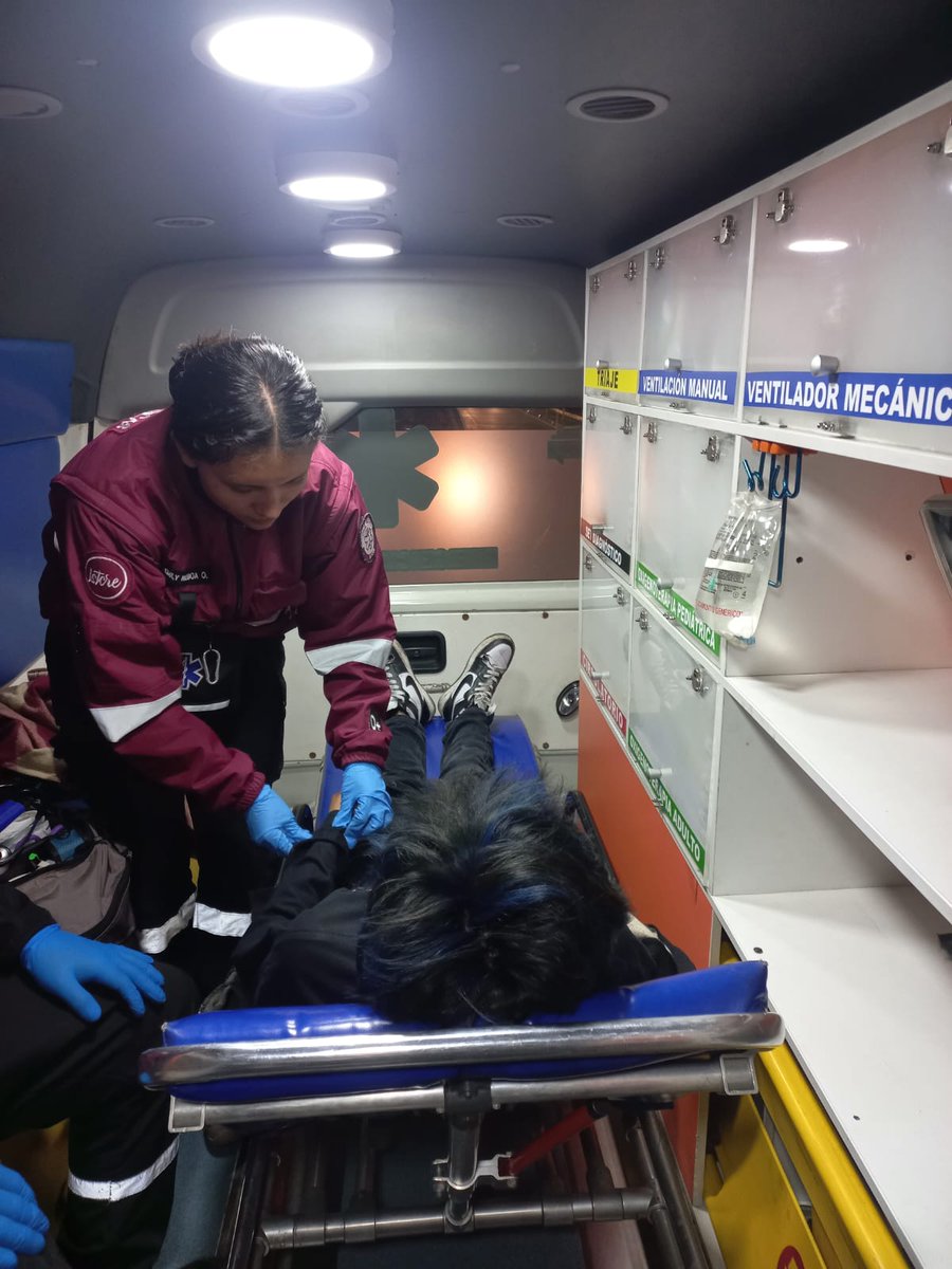 istcre's tweet photo. #ReporteDeAtenciónISTCRE 🚑

Atendimos a un motociclista involucrado en un accidente de tránsito. Se realizó valoración prehospitalaria y estabilización de la extremidad afectada.

📞 Emergencias: 9-1-1.

#ISTCRE #ECU911 #AtenciónPrehospitalaria #AccidenteDeTránsito https://t.co/5DcnMYhKyD