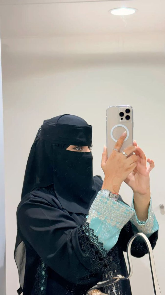 dyke_stephen's tweet photo. أحتاج كلمة تُطمئن قلبي؟ 😞 https://t.co/4861qOr0r4