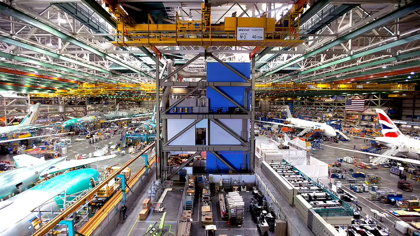 scott__stocks's tweet photo. Boeing ($BA) reported a wider-than-expected Q2 loss today (Air Force One charge), but revenue rose 8% to $24.56B, free cash flow turned positive, deliveries up 14%, and backlog hit a record $715 billion.
3-step framework:

Operational progress – Higher deliveries and record backlog show the production recovery is real.
Near-term drag – One-time charges and execution risk still keep the stock volatile.
Long-term signal – Institutional focus is shifting to whether the company can sustain the rate increases without quality issues.

This is analysis of public data, not a recommendation.