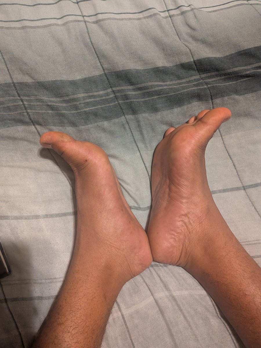 BrosSoles's tweet photo. I've been getting too caught up mindfucking my favorite subs. Draining is nice, but I also like random sends from making you faggots drool over huge black feet
#Findom #Gayfindom #Cashmaster #Gamerdom #bnwo #footdom #finsub #paypig #gamersub #cashfag #footfetish #footcontent #malefeet #bigfeet #leather #leatherfetish #feetkink #leatherglove #alpha #sissy #drain #humanatm