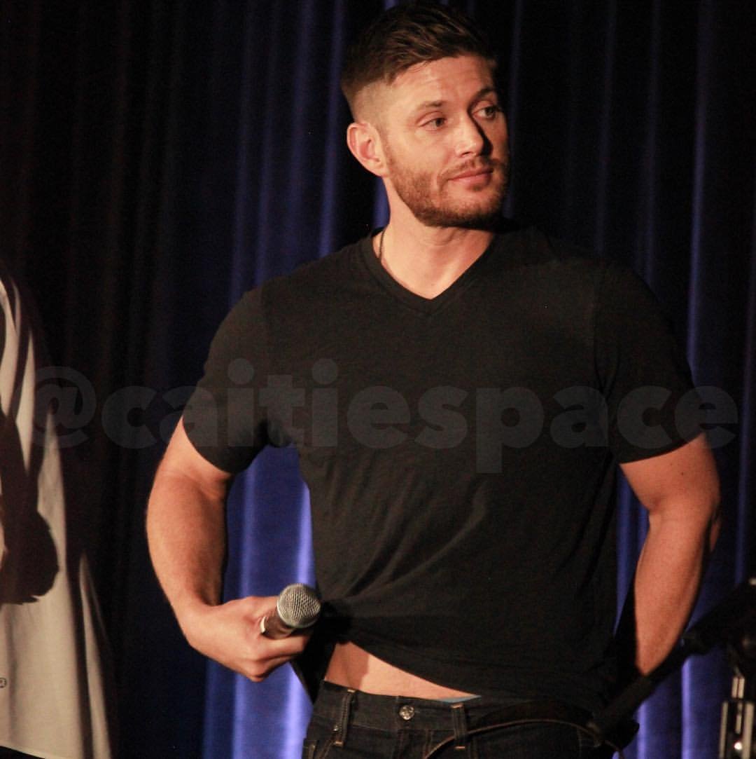 ackles_media's tweet photo. https://t.co/2HAkNmGcxu