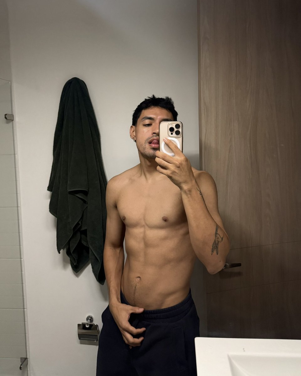 haroldastudillo's tweet photo. 😛 https://t.co/Lz7IGPAA97