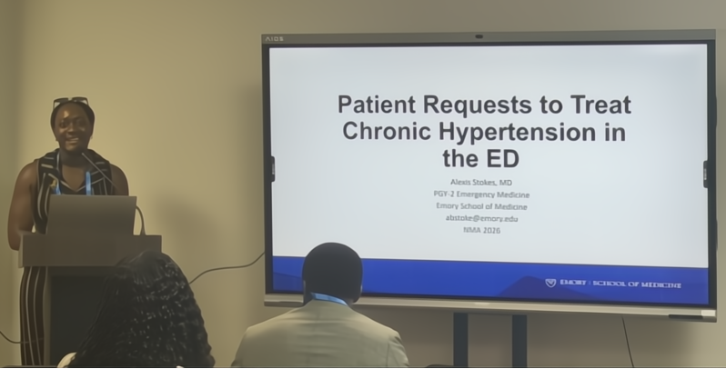 EmoryEM's tweet photo. At the @NationalMedAssn Annual Convention &amp; Scientific Assembly, Dr. Alexis Stokes (#EmoryEM PGY2) earned 2nd Place in the National Research Competition for her work on "Chronic Hypertension in the ED: Physician Response to Patient Requests for Care." 🙌
@SherylHeron https://t.co/DKpd2zLjWR