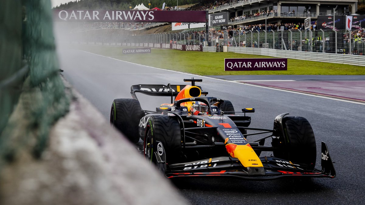 F1GuyDan's tweet photo. 3 years ago today, Max Verstappen went fastest in Q3 in Spa by 0.820s 😳

This was the biggest gap between P1 &amp; P2 in qualifying at the circuit since 2001 https://t.co/GlDeHV3shM
