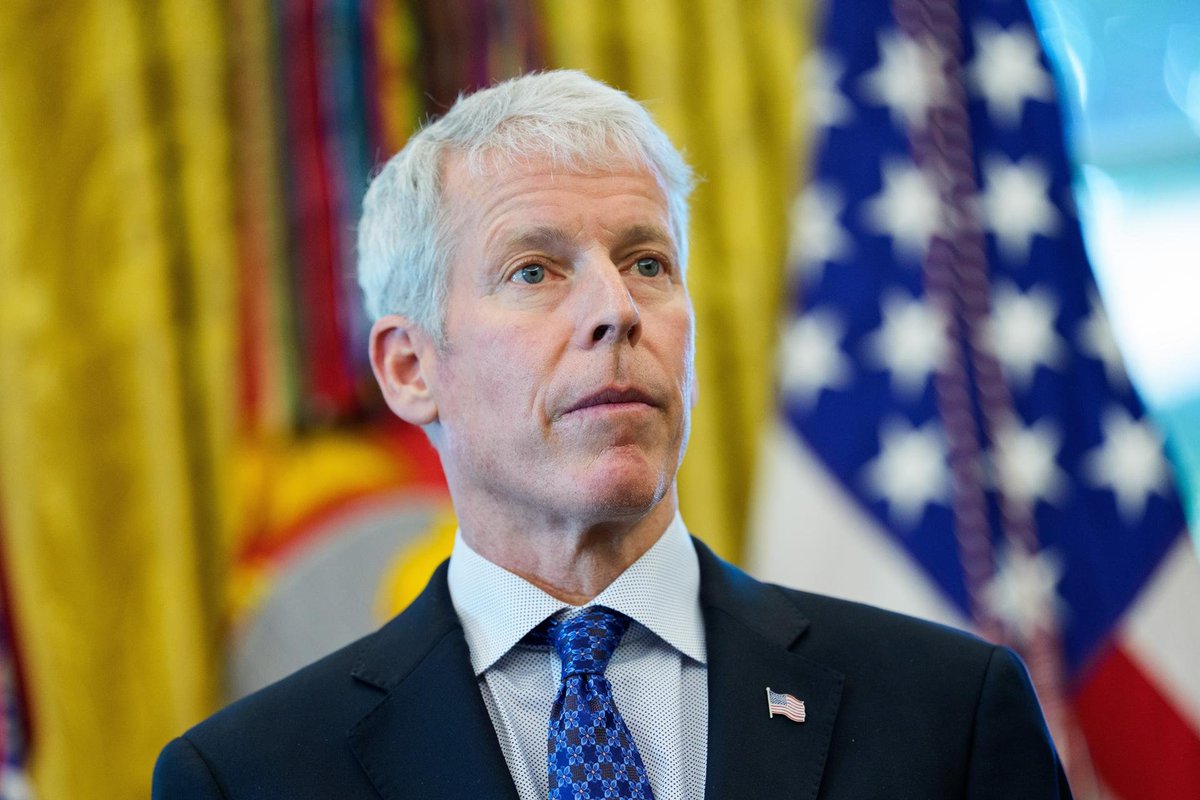 BitEcoVe's tweet photo. #ATENCIÓN | El secretario de Energía de Estados Unidos, Chris Wright, se encuentra otra vez en Venezuela, según informaron fuentes extraoficiales.

Esta sería la segunda visita del funcionario estadounidense al país. https://t.co/VOPhRzVC84