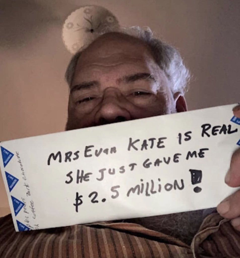 EvanKatecv tweet picture