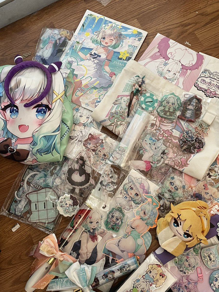 alex 🐔 👻✨🎪💧🔜M’OSHI EXPO tweet media