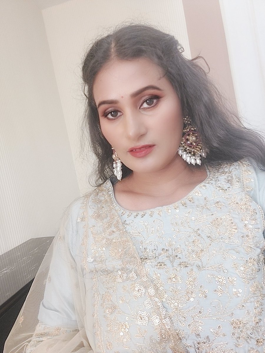 iamswarasharma's tweet photo. Chhoti chhoti khushi jod lo,  
   zindagi apne aap badi ho jaayegi"💕🎵❤️🌌🌈💫✨️💞🦋☯️ https://t.co/IAJemlMwhW