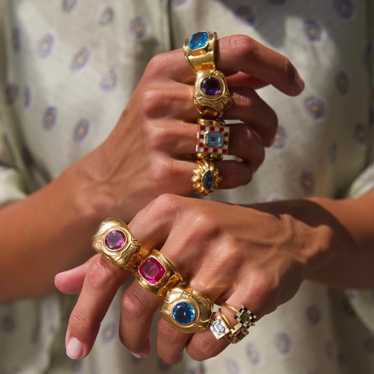 s0nofzion's tweet photo. if your hands don't tell a story, are you even trying https://t.co/2riquWmAo1