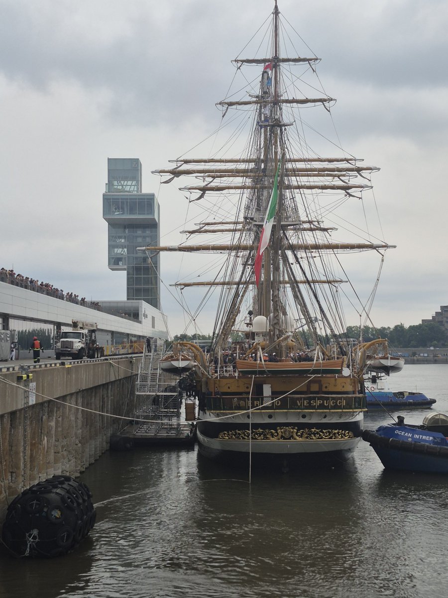 RobRank24149485's tweet photo. The famous Italian Navy tall ship Amerigo Vespucci  arriving in Montreal to dock at the Grand Quai de Montréal (4)

#montreal https://t.co/NKM37NZ0jM