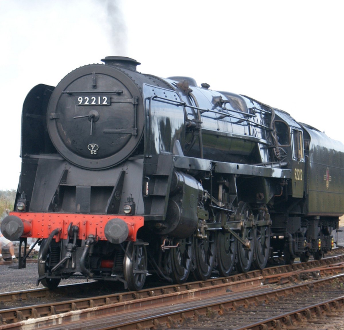 TheLoneCoach's tweet photo. Thomas fans when they describe the size of the LB&amp;SCR E2.

Versus the actual size of the locomotive. https://t.co/T8C1zaxNN5