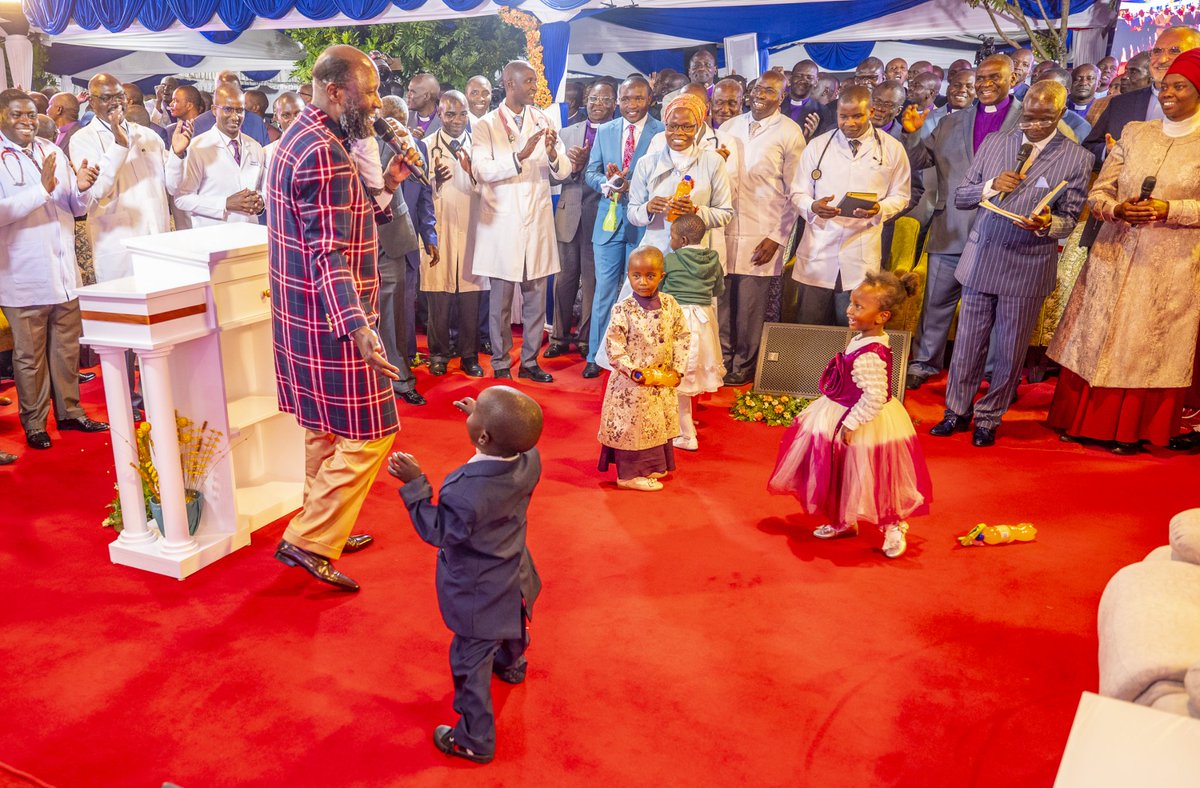 VictorMacharia_'s tweet photo. GOD who judges nations with earthquakes has visited us with revival 

Look , today we are celebrating that our own cripples are walking 

#HeavenlyUrgentCall reminds us that this Grace carries responsibility because one day it will demand accountability https://t.co/ik43mGsON8