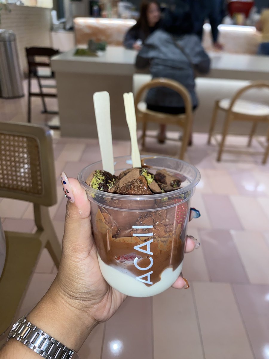 odeyyhihi's tweet photo. @reshypau Kakkk itu murah bgt menurutkuu! Aku tadi beli acaii ini 95k tp yaudah sesekali nyoba dan emg enakkk sih https://t.co/tPkA1fVDaG