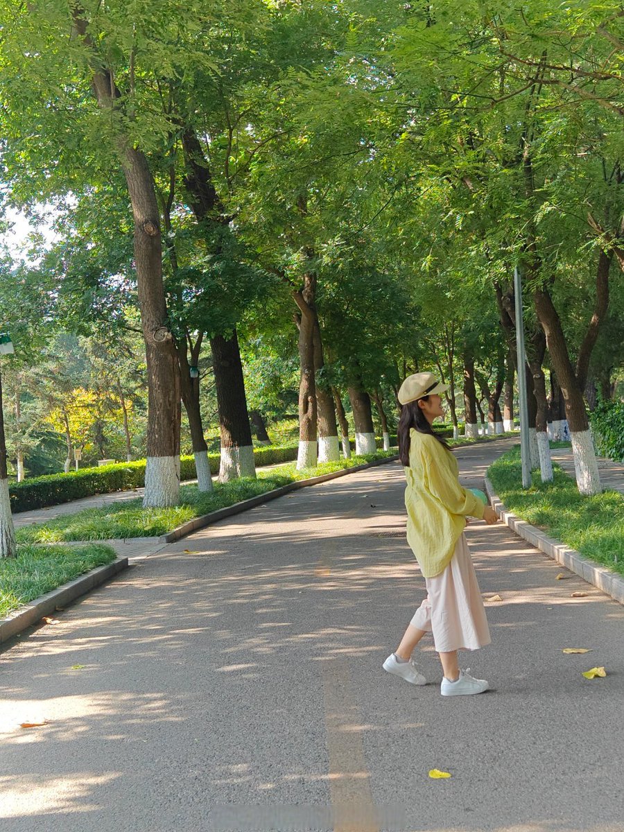CHOICEISURZ's tweet photo. 今天突破舒适卡！挑战连续7天早起晨跑，第1天就踩点完成，原来风里的清醒比被窝香多了， https://t.co/WaeAE8X0Jl