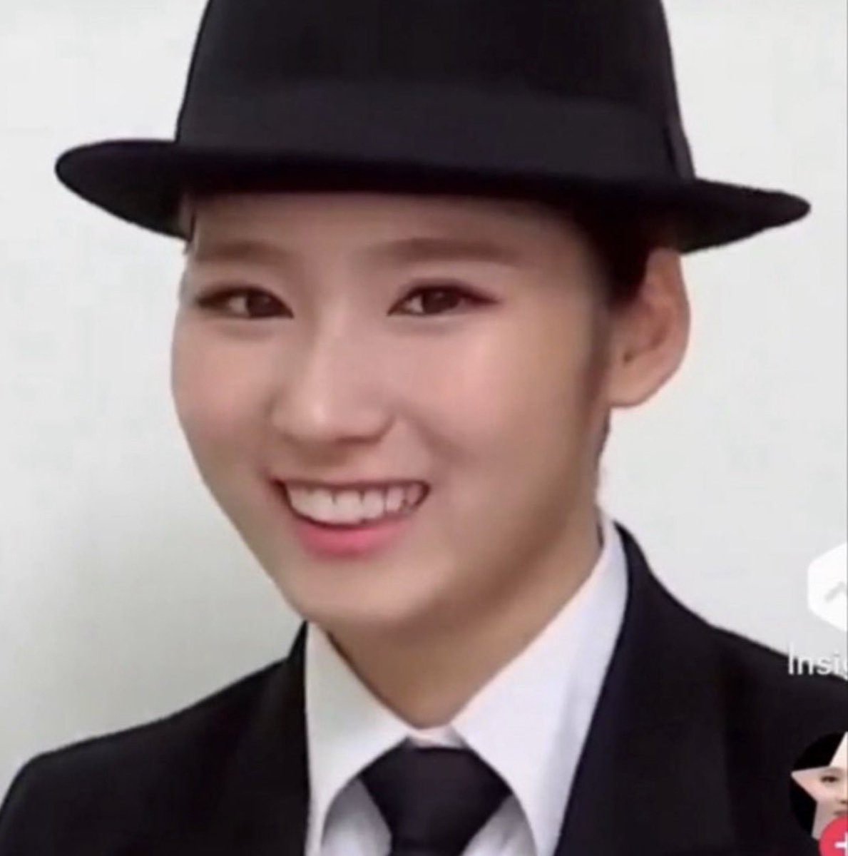 Manzanita193's tweet photo. Do you prefer Sana with or without a hat? https://t.co/SIWOrE6wDg
