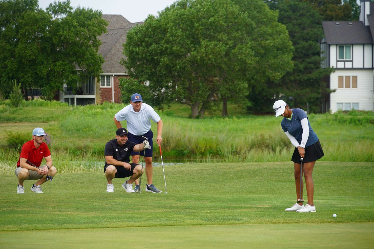 AJGAGolf's tweet photo. Rocking out 🕺

The #WichitaJr Junior-Am teams are out showing off their skills! https://t.co/wJt2bMgCWI