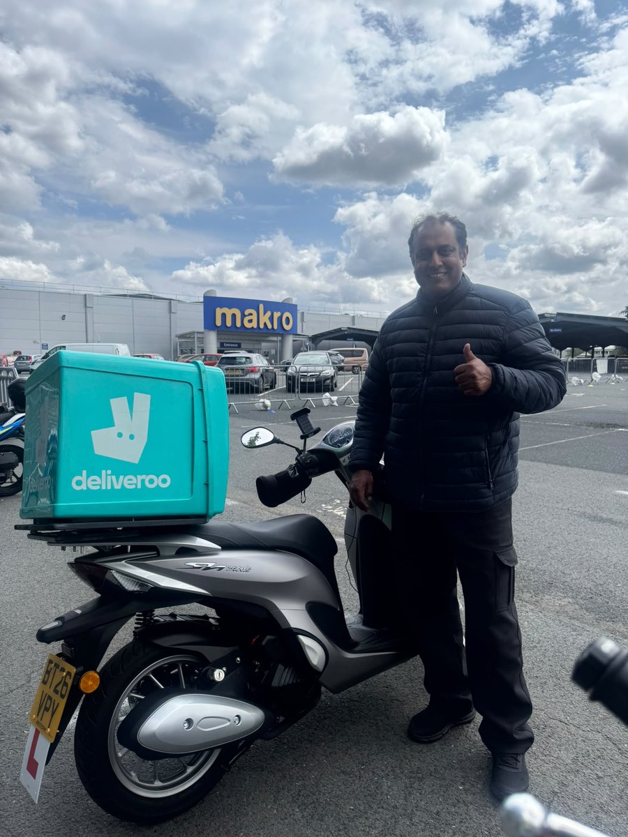 ApexMCT's tweet photo. Patrick and Ejaz were in renewing their CBT today, good riding from both (and no he was on one of our bikes not his work one😂) and the DAS students were out getting the miles and smiles in👏🏍️🏍️ Yes plenty of wild life at the lunch stop🦆 https://t.co/8A5O2Uslc6
