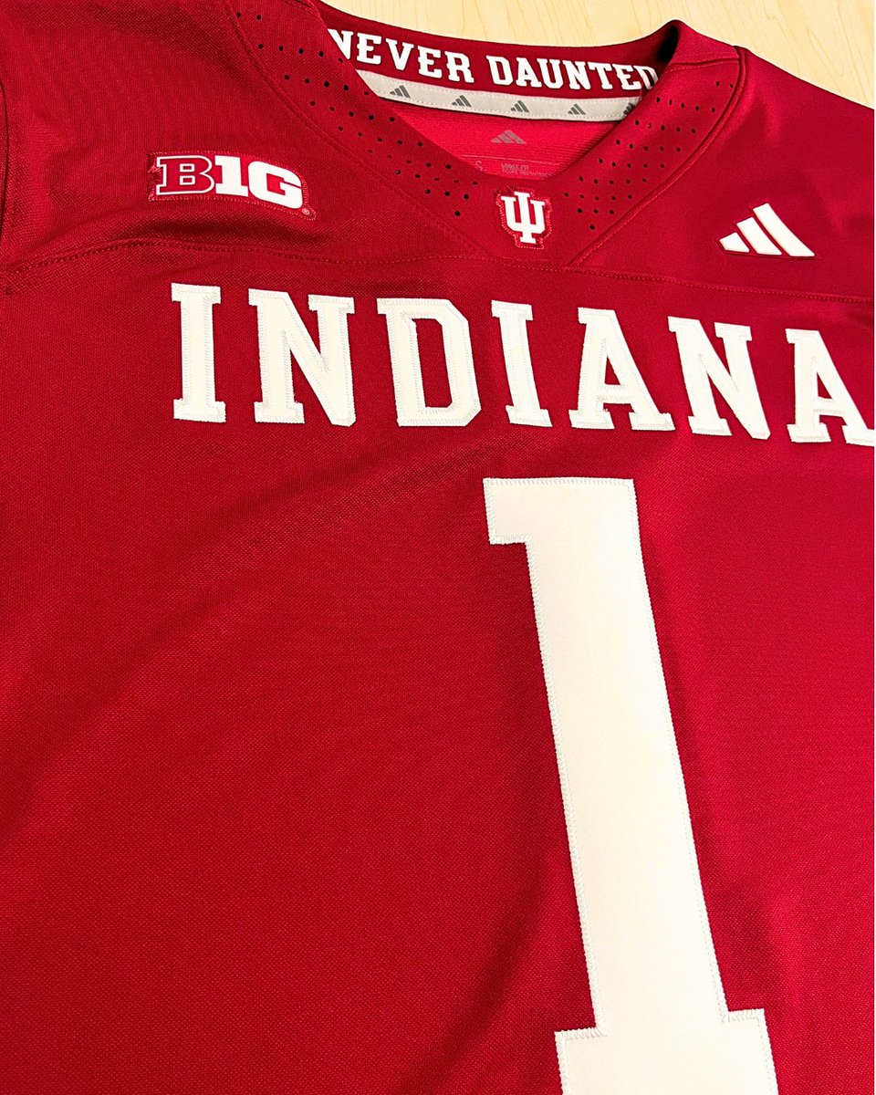 theindianashop's tweet photo. A detailed look at our NEW Adidas football jerseys!🔍 In-store and online NOW!  #NeverDaunted #iu https://t.co/rLMpgKxJpU