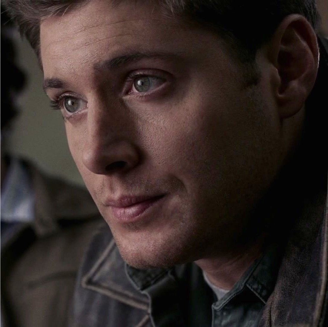 deansgambit's tweet photo. those eyes are ponds i’d happily drown in https://t.co/3Er58UhhUR
