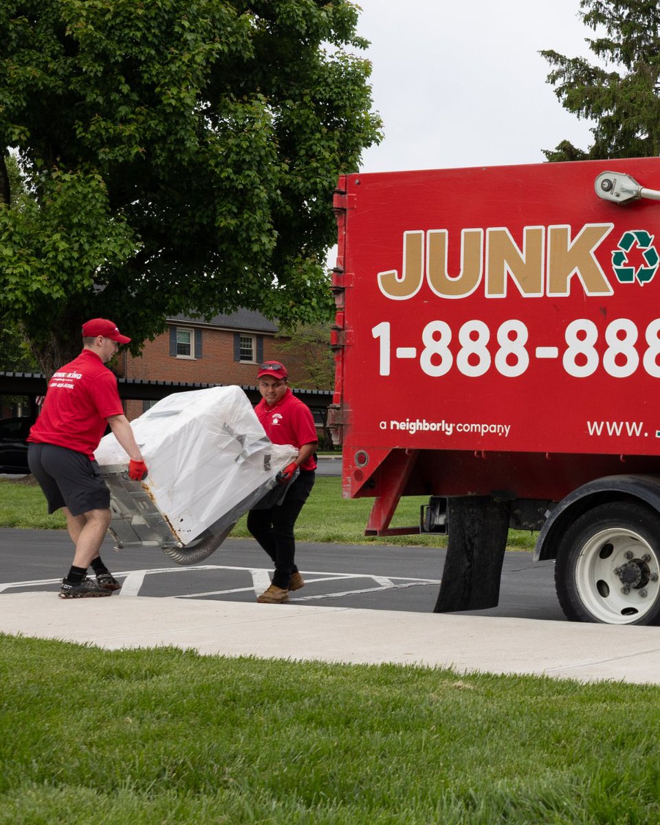 JKMapleGrove's tweet photo. Need junk gone fast? Junk King offers same-day service in many areas, making it easier than ever to tackle clutter before it takes over your summer.
#JunkKingMapleGrove #SameDayService #JunkRemovalMadeEasy #FullServiceHauling https://t.co/cuMDbQnSy9
