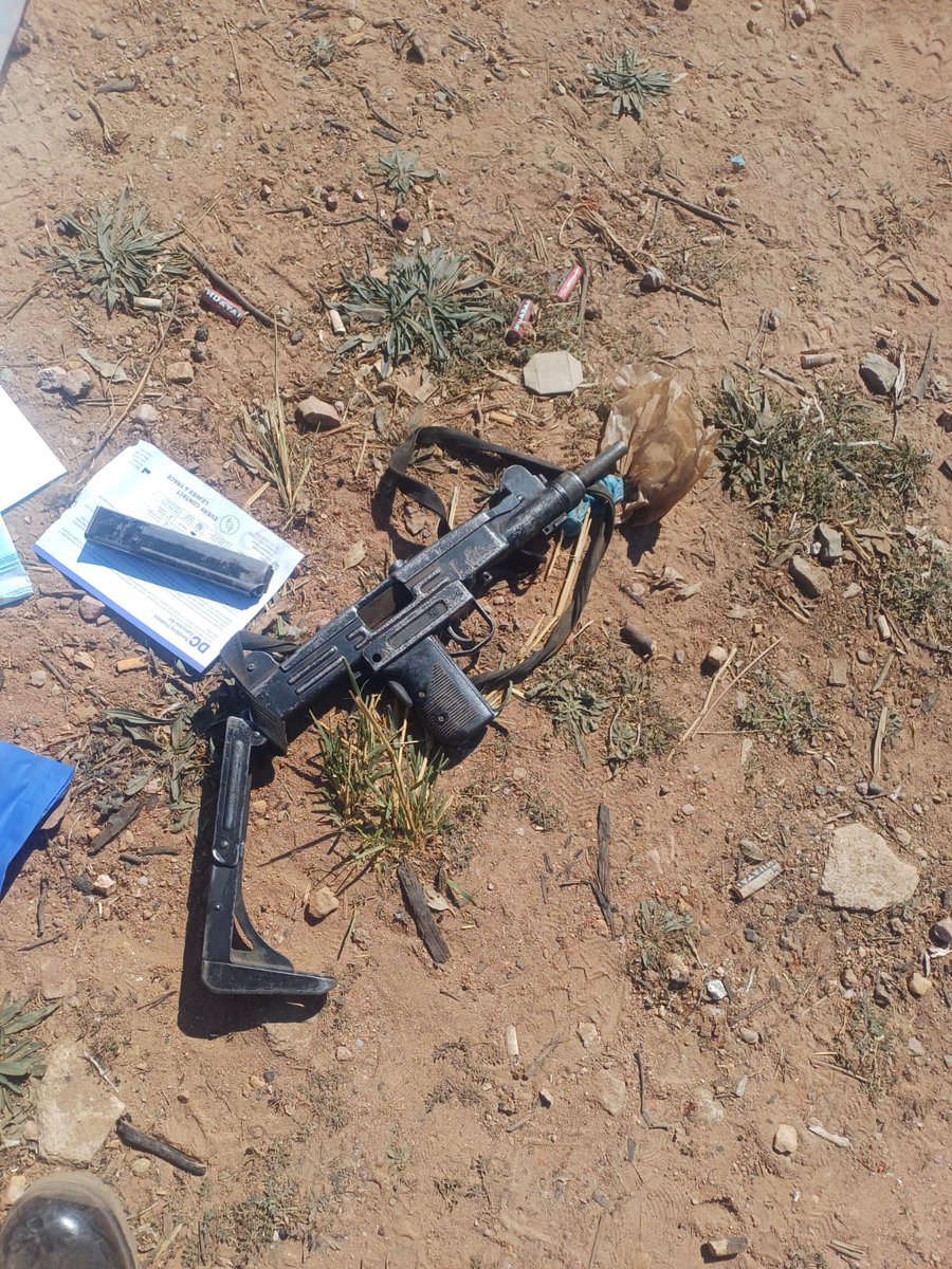 SAPoliceService's tweet photo. #sapsGP [POLICE ARE INVESTIGATING CASE OF MURDER, ATTEMPTED MURDER, AND POSSESSION OF UNLICENSED FIREARMS AND AMMUNITION IN ROODEPOORT]

Police in Gauteng are investigating two counts of murder, attempted murder, and possession of unlicensed firearms and ammunition following a shootout with suspected illegal miners in Roodepoort during the early hours of Tuesday, 28 July 2026.

Members of SAPS Roodepoort, assisted by the West Rand K9 Unit and BAS Security, responded to reports of a shooting in an open field in Roodepoort. Upon arrival, the members approached the area to investigate. The suspects allegedly opened fire on the police, resulting in a shootout. During the exchange of shots, two suspected illegal miners were fatally wounded. No police officers or security personnel were injured during the incident.

Police recovered three unlicensed firearms, an AK-47 rifle, a .22 calibre rifle, and a 9mm Uzi, as well as 126 rounds of ammunition of various calibres.

Since the beginning of July 2026 to date , police in Gauteng have recovered 388 unlicensed firearms and 6,650 rounds of ammunition. The recovered firearms include 9mm pistols, revolvers, AK-47 rifles, and shotguns. These firearms were recovered during crime prevention operations, stop-and-search, patrols,vehicle check points, #OperationShanela, and #OperationProsper.

Police remain committed to intensifying operations aimed at dismantling illegal mining activities and removing illegal firearms from communities.

Investigations into the incident are ongoing. NP
https://t.co/xIHycwjdSx
