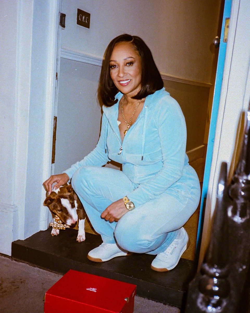 LisaMaffiaArmy's tweet photo. A UK icon in a UK Classic. 

Lisa Maffia (@Lisamaffiauk) joins The Giveback in the the Freestyle Lo. for Reebok 2026 Campaign 🔥 https://t.co/HZhiilDa1h