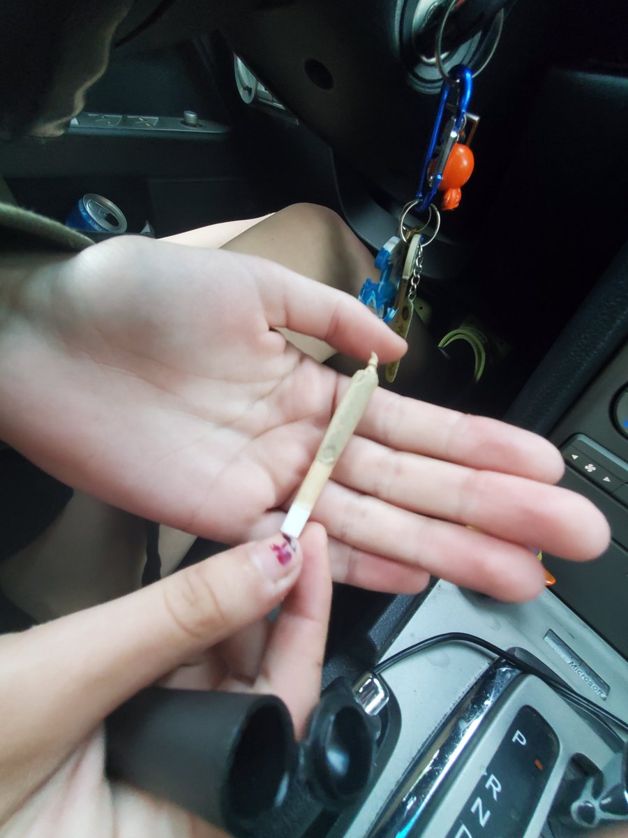 1weedpls's tweet photo. tonight's gonna be a movie https://t.co/eru250tyKD