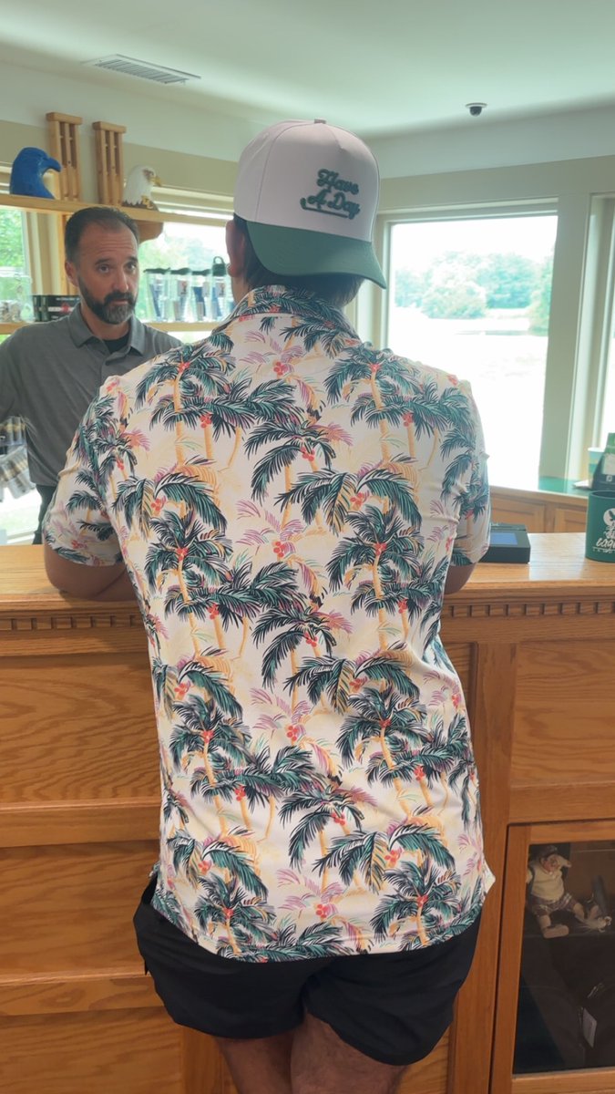 MikeyMill23's tweet photo. Just please don’t be on my tee time #shrink https://t.co/IAarrM9XRx