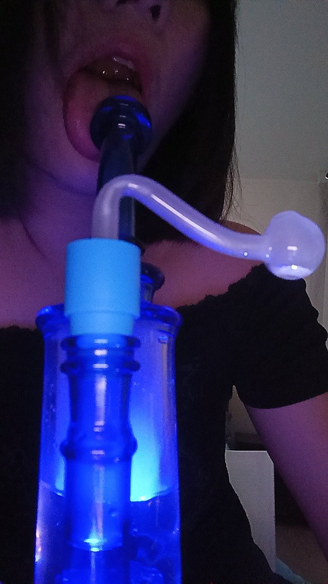 SSamingtho39440's tweet photo. อมเเล้วดูด เอางานใส่ตุ้มเเล้วรน... เพลงรถไอติมในตำนานก็มา 💨🌬️🫦👅
#QueenComeBack #มิติใหม่เเห่งการนอนน้อย #เลสเบี้ยน #สายปาร์ตี้ #สวิงกิ้ง #สวิงกทม #สายเมา #สายไฮ #ไฮคูล #ไฮกทม #กัญชา #ควีนในตำนาน #QueenSohihg https://t.co/8EywNxsHJI