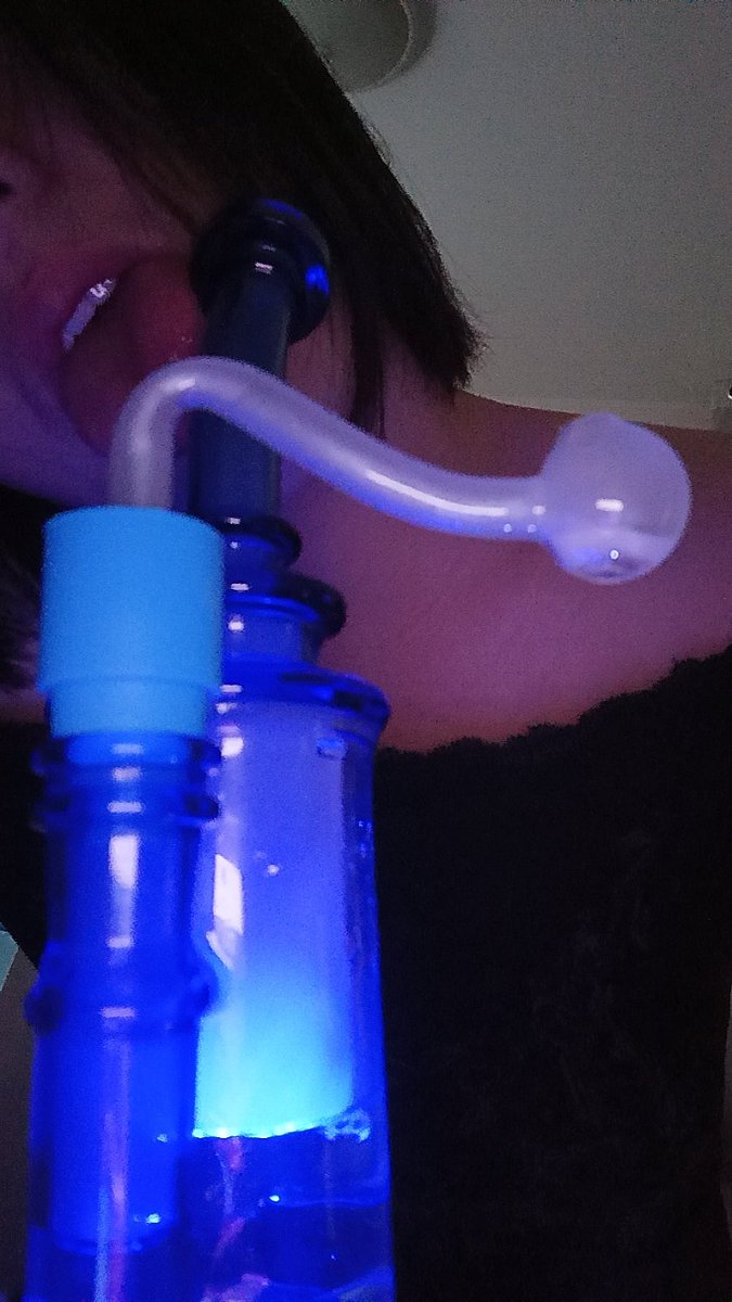 SSamingtho39440's tweet photo. อมเเล้วดูด เอางานใส่ตุ้มเเล้วรน... เพลงรถไอติมในตำนานก็มา 💨🌬️🫦👅
#QueenComeBack #มิติใหม่เเห่งการนอนน้อย #เลสเบี้ยน #สายปาร์ตี้ #สวิงกิ้ง #สวิงกทม #สายเมา #สายไฮ #ไฮคูล #ไฮกทม #กัญชา #ควีนในตำนาน #QueenSohihg https://t.co/8EywNxsHJI