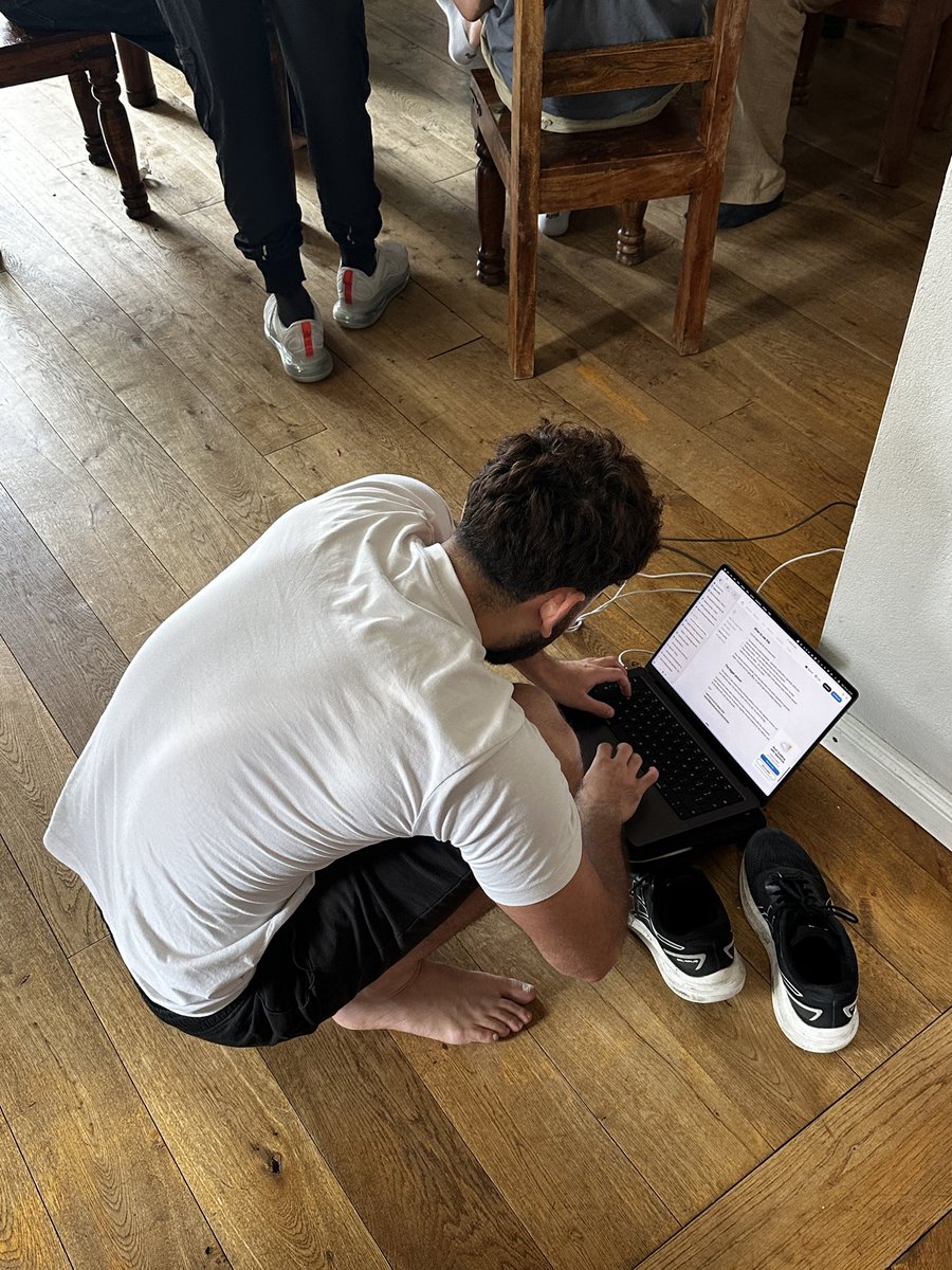 rowan tweet media