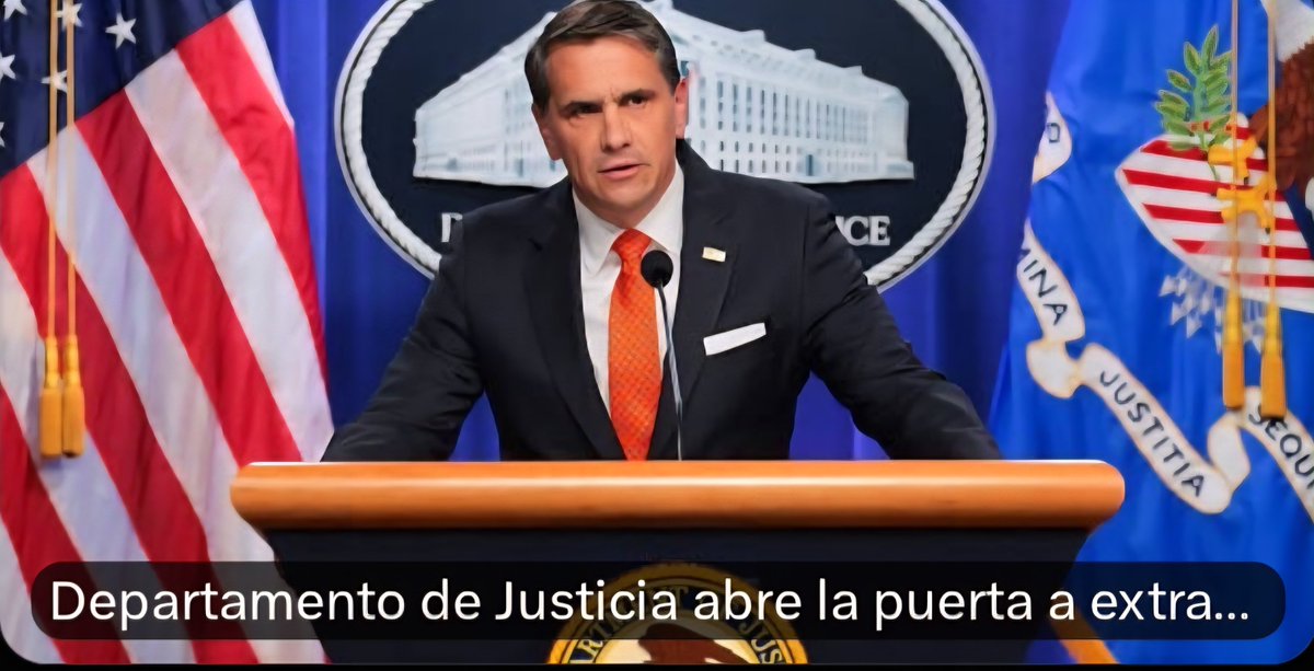 cesargutipri's tweet photo. El Departamento de Justicia abrió la posibilidad de revisar la solicitud de extradición de Francisco García Cabeza de Vaca, exgobernador de Tamaulipas, y otros expedientes promovidos por México.

Todd Blanche afirmó que esas peticiones “deberían revisarse”.

Tarde o temprano, la justicia siempre llega.