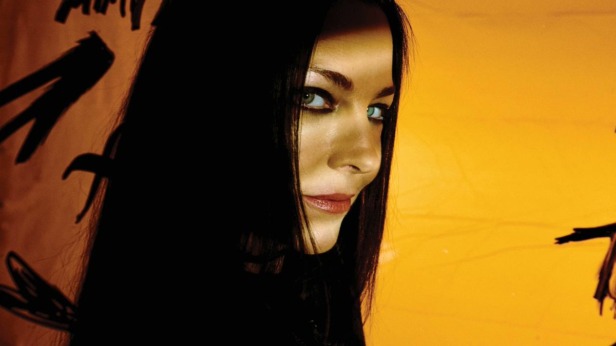 PortalAmyLeeBR's tweet photo. Evanescence para Revolver. Amy Lee revelou em entrevista que a turnê mundial de #Sanctuary vai ser encerrada no final do ano que vem na América do Sul. 👀

📸 Cedrick Jones https://t.co/jj19Dx4GP9
