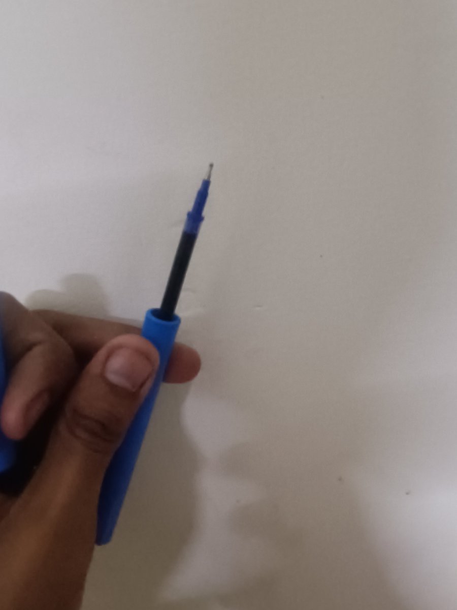MahipalSin74129's tweet photo. I bought a pack of octane 5 pens and the best quality pens I got I wrote 3 pages and ink is almost full and pen is writing so light that I can't even see what I've written the best product I have ever seen..... Thank you and I'll make sure next time I don't buyit
@classmatebyitc https://t.co/gttZFdiCoS