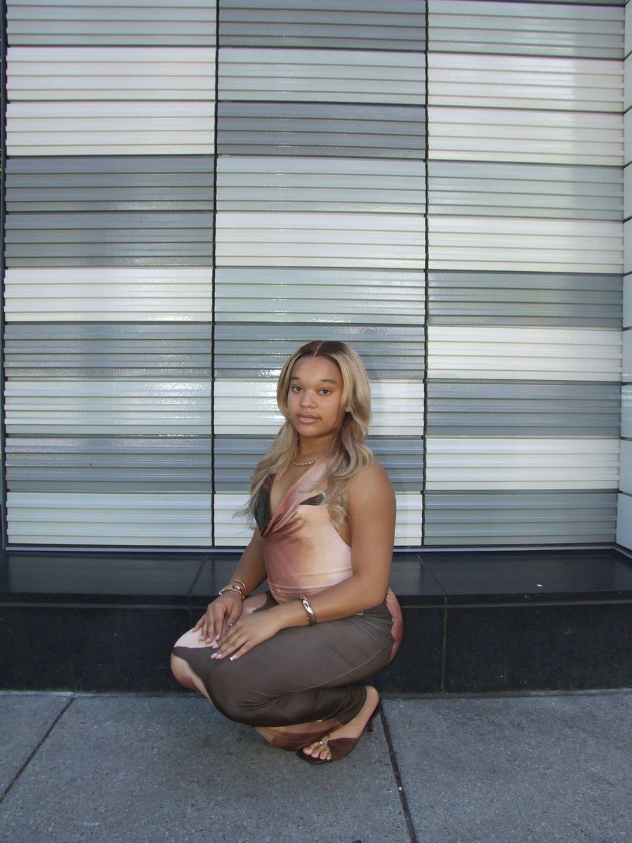 KySeason21's tweet photo. Because I never posted my bday pics on here 🤎 https://t.co/77m3WMS4li