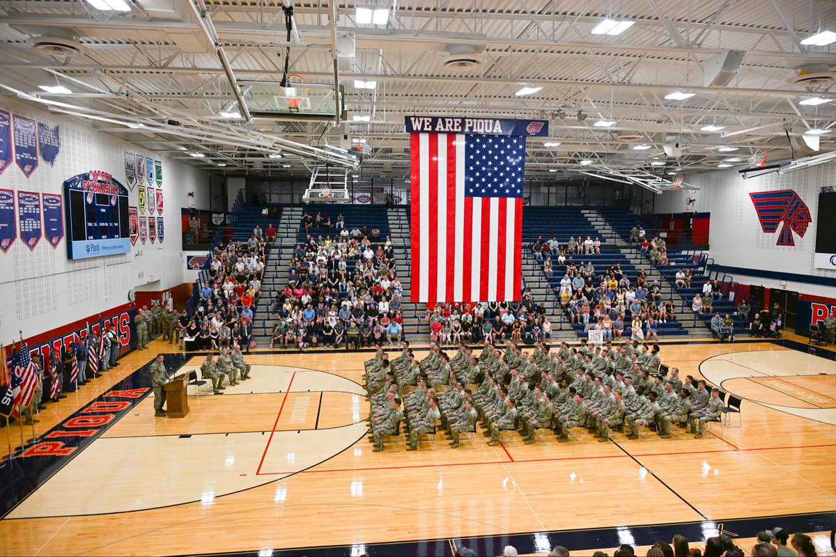 OHNationalGuard's tweet photo. Welcome home, 1487th Transportation Company!

The Ohio National Guard proudly welcomes home the Soldiers of the 1487th Transportation Company. We thank them for their service and sacrifice!

📸: Sgt. Sean Oates https://t.co/WCrX8MHm12
