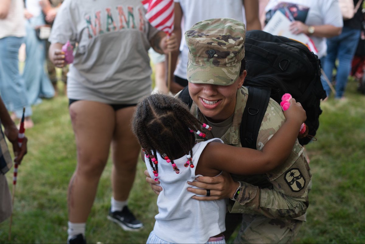 OHNationalGuard's tweet photo. Welcome home, 1487th Transportation Company!

The Ohio National Guard proudly welcomes home the Soldiers of the 1487th Transportation Company. We thank them for their service and sacrifice!

📸: Sgt. Sean Oates https://t.co/WCrX8MHm12