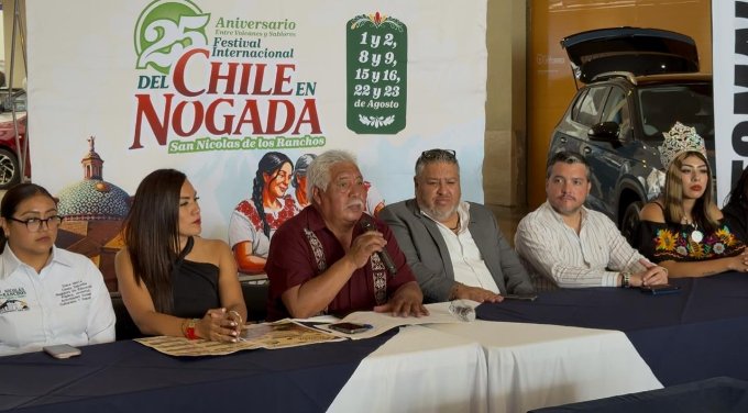 guiadepuebla's tweet photo. 🫑😋San Nicolás de los Ranchos está listo para celebrar la XXV #Feria Internacional del #ChileenNogada.
Entérate aquí 👇
https://t.co/3yt7hrNM1j https://t.co/ykh2mYeGrh