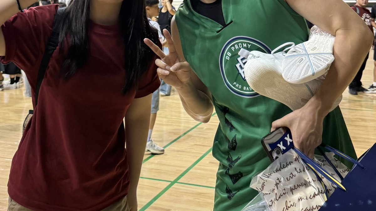 3rotector's tweet photo. 사실너~~~무보고싶엇어요… https://t.co/Xzc8RxwsnA
