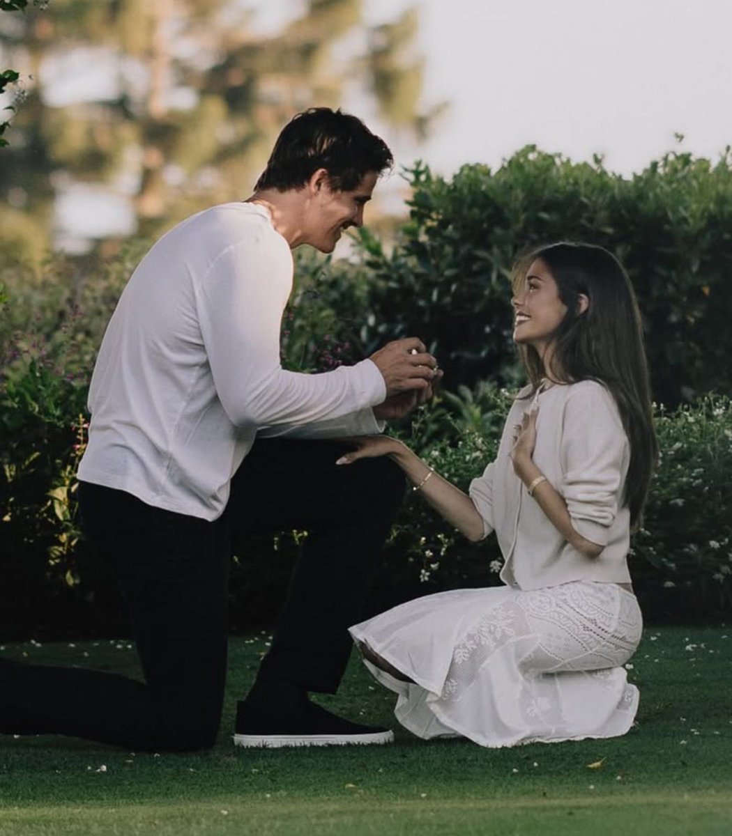 Dexerto's tweet photo. Madison Beer and NFL quarterback Justin Herbert announced they are engaged https://t.co/4beALqvSNX