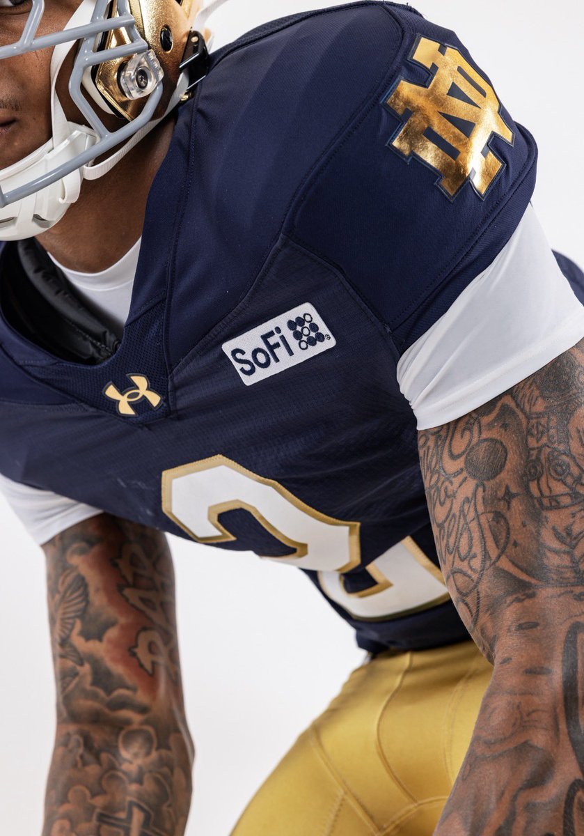 RossDellenger's tweet photo. Notre Dame has partnered with SoFi as its official jersey patch sponsor.

The six-year deal with SoFi is expected to be the most valuable jersey sponsorship deal in college athletics history at an average of $18-20 million annually, sources tell @YahooSports. https://t.co/01R6I2XCBx