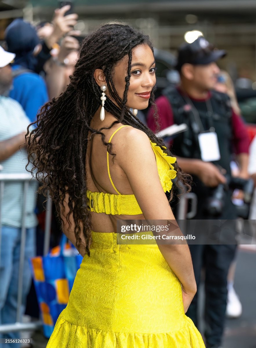 mariesmoreaus's tweet photo. love her looks so much https://t.co/xluQZXzJKF