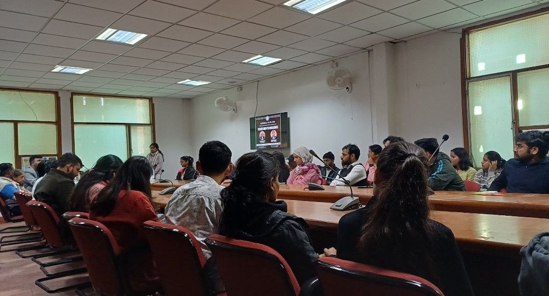 IBDCanGenLab's tweet photo. Science Club @JNU_official_50 organized talks on the occasion of World Cancer Day on 4th Feb, 2026. Speakers included @VijayRawatJNU  &amp; Dr. Surender K. Sharawat of @aiims_newdelhi. Students from different depts. attended the insightful session. https://t.co/VYa3INB0Iy