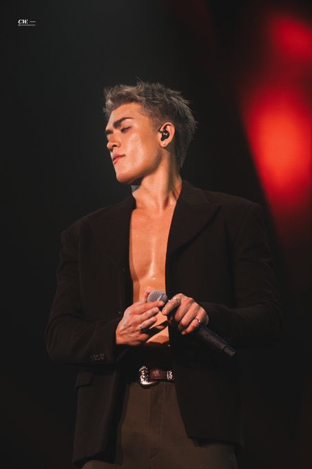 ItsJossWayar's tweet photo. ⠀         

          They warned you about the heat, but you still couldn't look away, could you? Stage was practically melting tonight. Brought every single drop of charm, confidence, and raw passion to that performance. Consider this your reminder of who owns the stage.

 ⠀ https://t.co/HwNZ3mlc4I