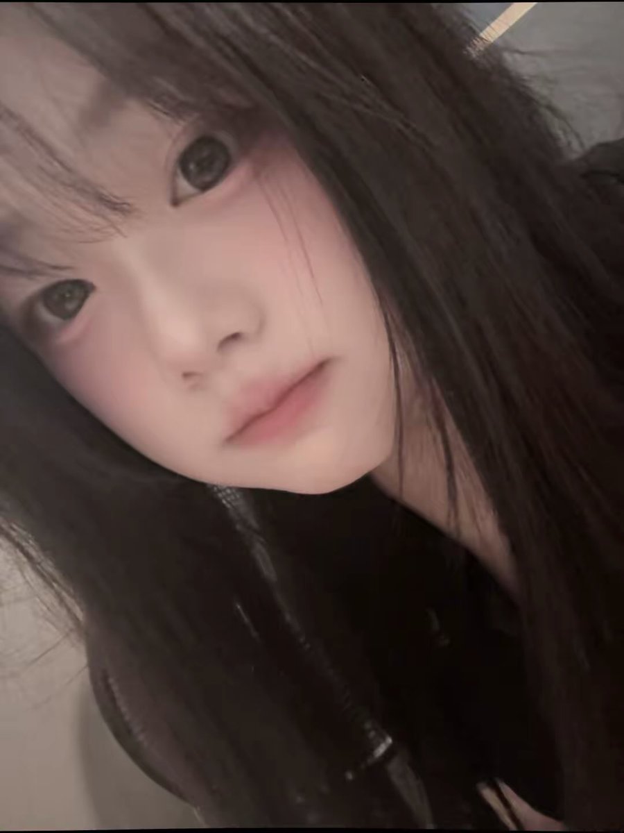 z8uos's tweet photo. 트친들 자지마 나랑놀아 제발 나랑놀아주오 https://t.co/zjZGJRVMbm