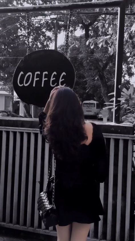 tayyulin's tweet photo. Coffee in focus, style on point
wbwh https://t.co/wWh1ja7qGZ