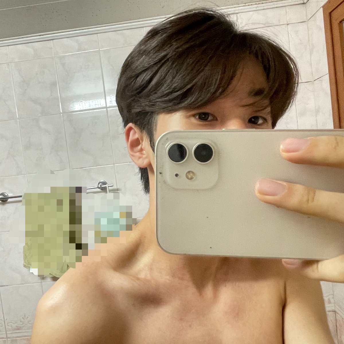 goodboyimzz's tweet photo. 근섭찾아 삼만리 https://t.co/vawApc84xV